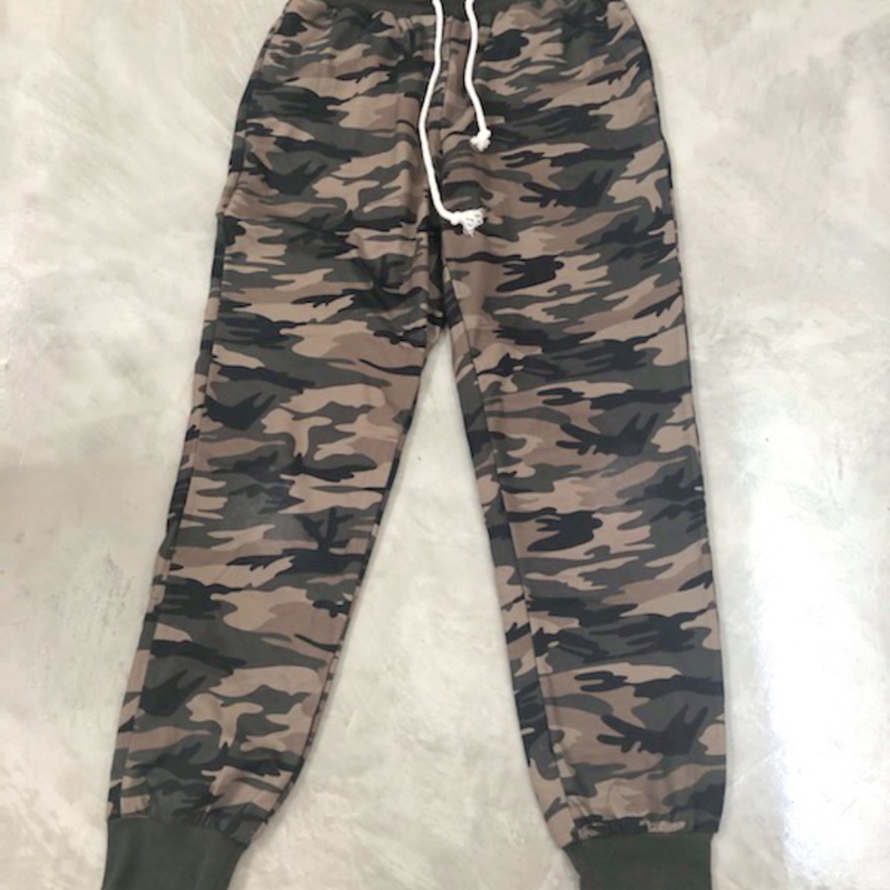 green camo sweats